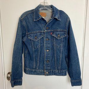 Vintage classic Levi's denim jean jacket 70's 1975-1979.